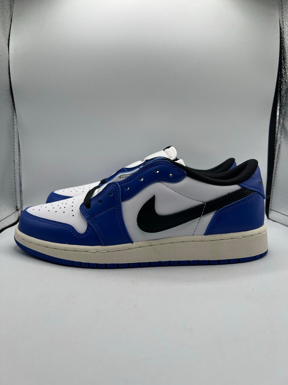 Air Jordan 1 Retro Low OG GS “Game Royal” size 6.5Y